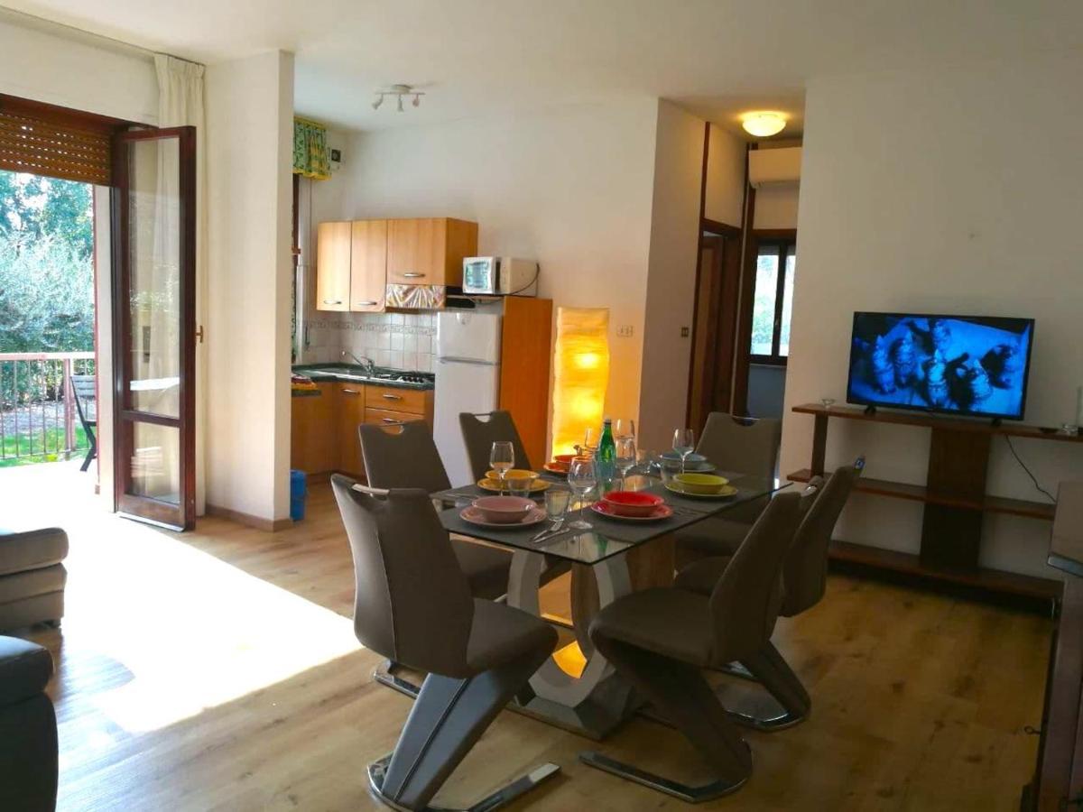 Ferienwohnung Darina - Immobiliare Azzurra Lazise Exterior foto