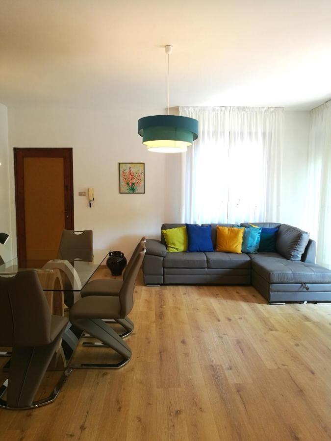 Ferienwohnung Darina - Immobiliare Azzurra Lazise Exterior foto